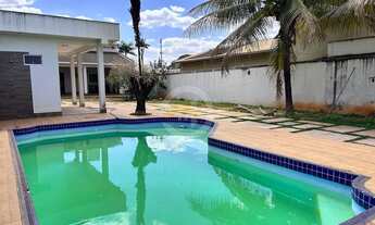 Imagem 2: Casa com piscina na Vila Rezende, Goiânia/GO