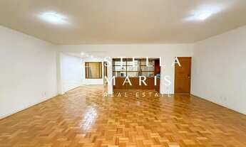 Imagem 7: Ipanema, Quadra da Praia, Apartamento com 200 m2, 4 quartos sendo 2 suítes e 2 vagas para