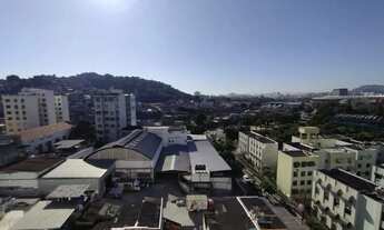 Imagem 2: Imóvel para aluguel tem 75 m² com 2 quartos em Maracanã - Rio de Janeiro - RJ