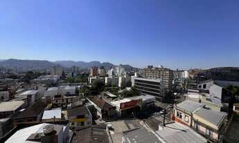 Imagem 3: Apartamento central 2 dormitórios com 1 box de garagem