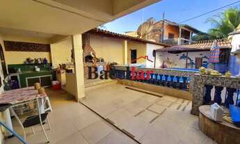 Imagem 6: Casa de rua - Duplex / Residencial / Centro