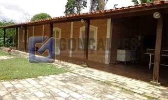 Imagem 2: Chácara Rural à Venda em Ibiúna (Estr. Ibiúna) 9 Quartos, Piscina e Churrasqueira