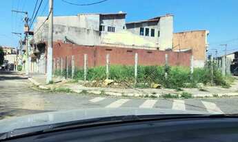 Imagem: Terreno de Esquina para Venda ou Locação