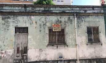 Imagem 4: Casa térrea precisando de reformas na Tv. Aristides Lobo px. a Quintino med. 17x8,5