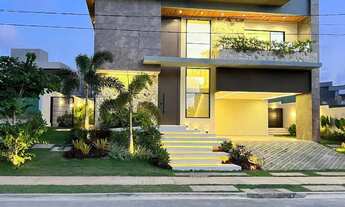 Imagem: Casa alto padrão frente praça na Cidade