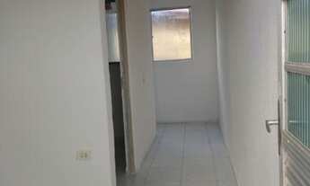 Imagem 3: Kitnets em jardim piedade, Loreto,450,00 com água e luz incluso perto de tudo