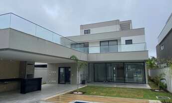 Imagem 3: Casa de condomínio para venda tem 615 metros quadrados com 4 quartos