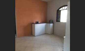 Imagem 3: Apartamento térreo 2/4 com 150m² com varanda e área de serviço