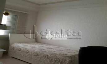 Imagem 6: Casa com 3 dormitórios à venda, 210 m² por R$ 840.000,00 - Santa Mônica - Uberlândia/MG