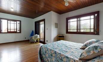 Imagem 2: PORTO ALEGRE - Casa Padrão - Partenon