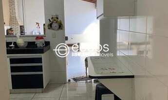 Imagem 1: CASA RESIDENCIAL em UBERLÂNDIA - MG, SANTA ROSA