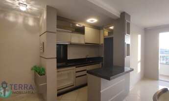 Imagem 2: Lindo Apartamento em Condomínio Fechado com Excelente Infraestrutura. Com uma vista espeta