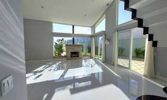 Imagem 4: Casa de condomínio para venda tem 320 metros quadrados com 3 quartos em Observatório - Vin