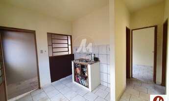 Imagem 2: Casa (térrea na rua) 2 dormitórios/suite, cozinha planejada, portaria 24 horas
