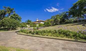 Imagem 2: Casa Condominio para Venda - 880m², 3 dormitórios, sendo 1 suites, 4 vagas - Cavalhada