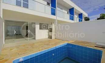 Imagem 2: CASA à venda com piscina e 2 quartos em Itanhaém, no bairro Bopiranga