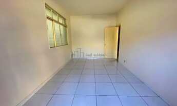 Imagem 2: Casa com 3 quartos e 1 vaga para alugar no Bairro da Graça