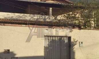 Imagem 6: Vende-se casa de 2 pavimentos a 5 minutos do centro