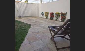 Imagem 7: Casa em cidade verde