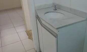 Imagem: Alugo Apartamento com 2 Quartos no Condomínio