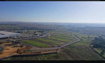 Imagem 6: Terreno de 200m2, Condomínio Villagio de Paulínia, local privilegiado, $130.000 mil entrad