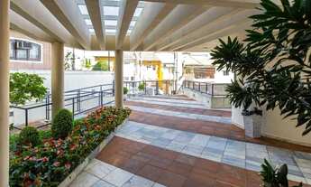 Imagem 2: O apartamento foi totalmente reformado e modernizado planejado para viver com conforto e b