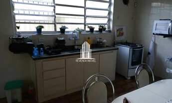 Imagem 2: SOBRADO COM 128M², POSSUI 3 DORMITÓRIOS, 1 SALA, 2 BANHEIROS, E 2 VAGAS, À VENDA NA REGIÃO