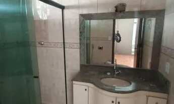 Imagem 5: Ótima Casa no Bairro Itatiaia, Extremamente Espaçosa com 04 Quartos e 03 Vagas de Garagem