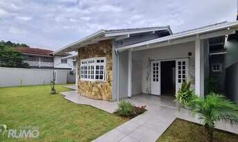 Imagem 3: Casa com 04 dormitórios sendo uma suíte, próximo do bairro Nações. Excelente localização!