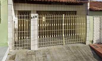 Imagem 2: Casa para venda possui 110 metros quadrados com 2 quartos em Dezoito do Forte - Aracaju