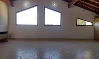 Imagem 7: Térrea com churrasqueira em local tranquilo