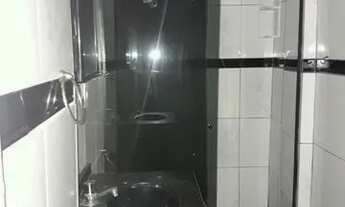 Imagem 5: Alugo casa 2 quartos 1 dispensa2 lbamheiro suite quintal