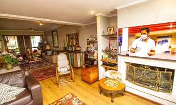 Imagem 7: Casa para Venda - 380m², 4 dormitórios, sendo 2 suites, 4 vagas - Três Figueiras