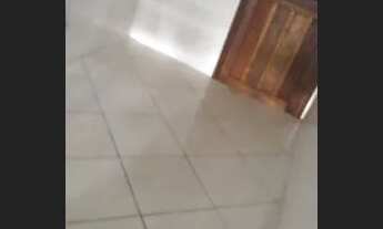 Imagem 4: Casa sozinha no terreno