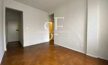 Imagem 4: Andaraí - Rua Silva Teles - Apartamento desocupado, quarto e sala, dependência - Próximo a