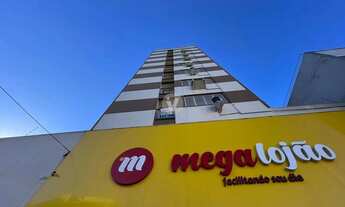 Imagem 2: Apartamento central 2 dormitórios com 1 box de garagem