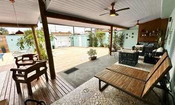 Imagem 2: Sobrado para venda com 216 metros quadrados com 4 quartos em Juquehy - São Sebastião - SP