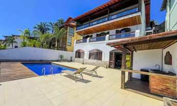 Imagem: Casa para venda com 5 quartos, 240m²