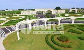 Imagem 4: Terreno no Condomínio disponível para venda no bairro Nova Uberlândia em Uberlândia-MG