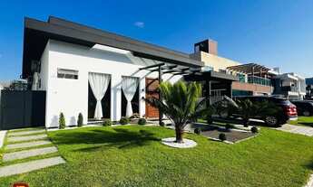 Imagem 2: Casa escriturada em condomínio fechado, mobiliada, com 300m2, nos Ingleses