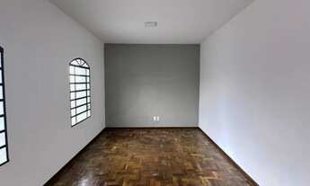 Imagem 3: Casa à locação próx ao Supermercado 2 irmãos