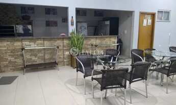 Imagem 4: Casa à venda em Maringá, Jardim Monte Carlo, com 2 quartos, com 260 m²