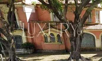 Imagem: Casa Comercial de esquina à venda no jardim