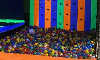 Imagem 6: Parque de Trampolim em Funcionamento