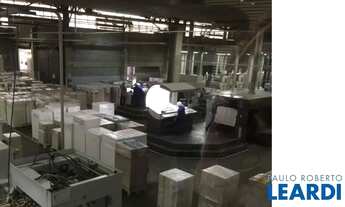 Imagem 6: AREA - JARDIM BELVAL - SP