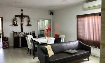 Imagem 2: Duas amplas casas e ponto comercial à venda ou locação na Região Central