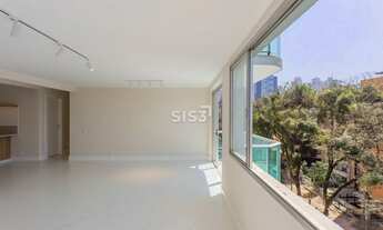 Imagem: Apartamento à venda no Água Verde, Retrofitado