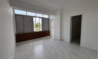 Imagem 6: Apartamento Reformado Frente Mar em Santos