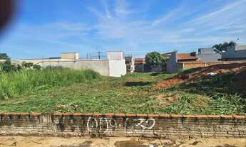 Imagem: Parque dos Ipês- Terreno