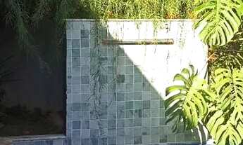 Imagem 3: Sobrado para venda tem 320 metros quadrados com 4 quartos